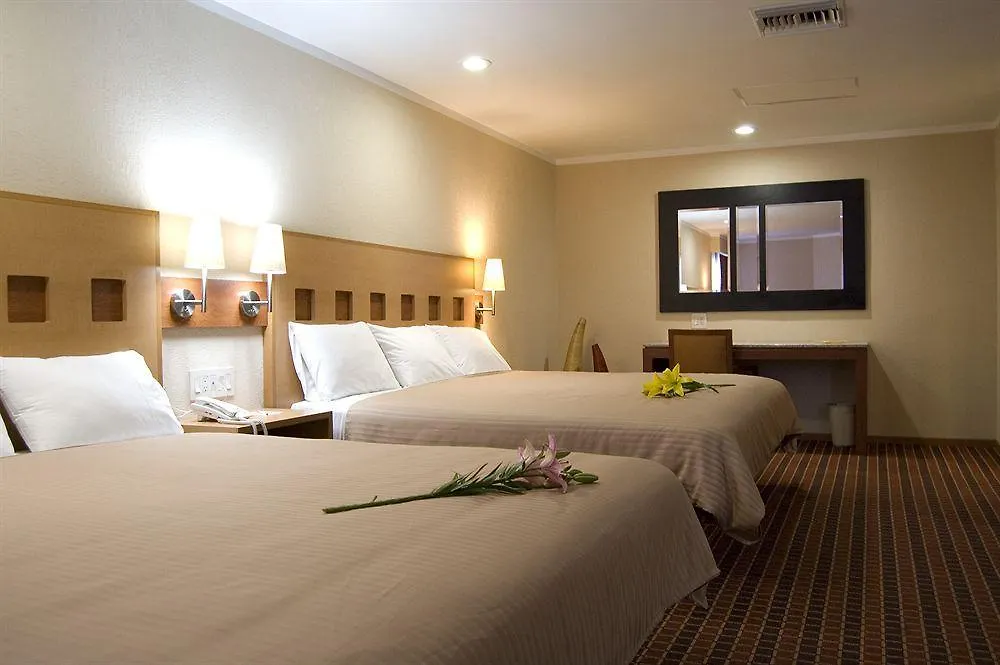 ****  Hotel Mirabel Queretaro Mexico